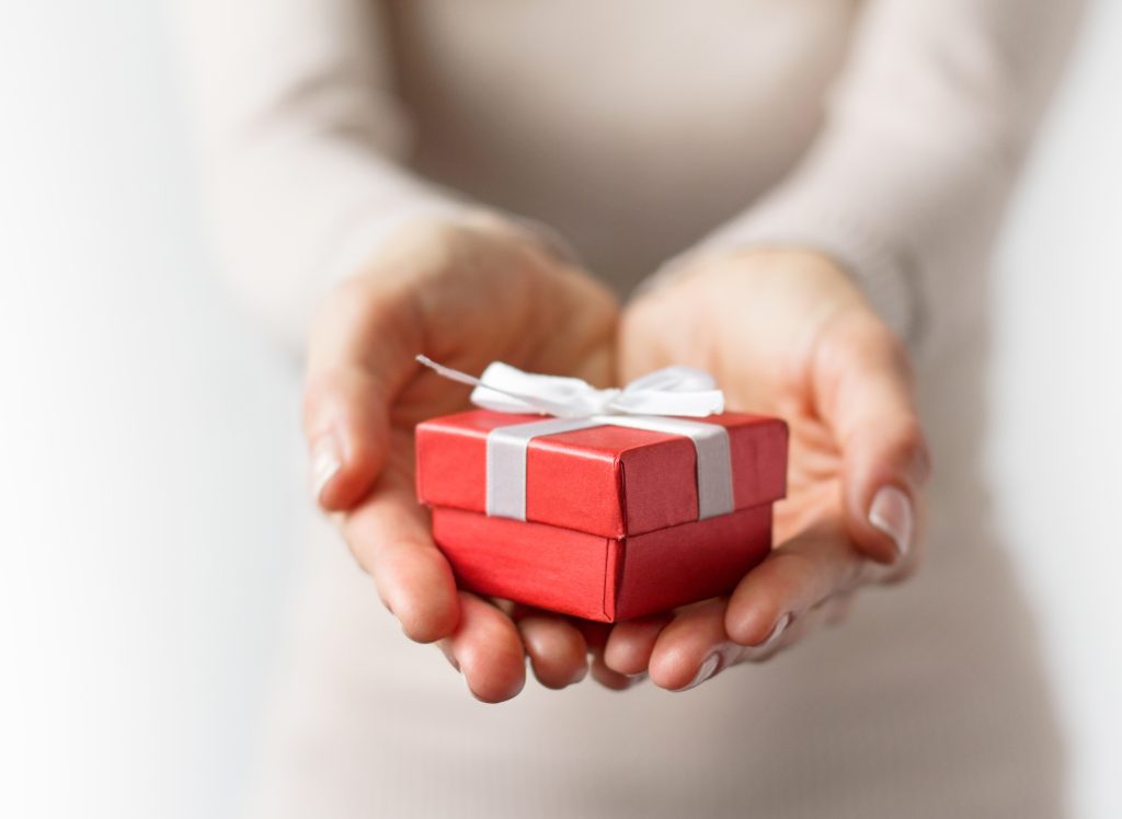 gift equally